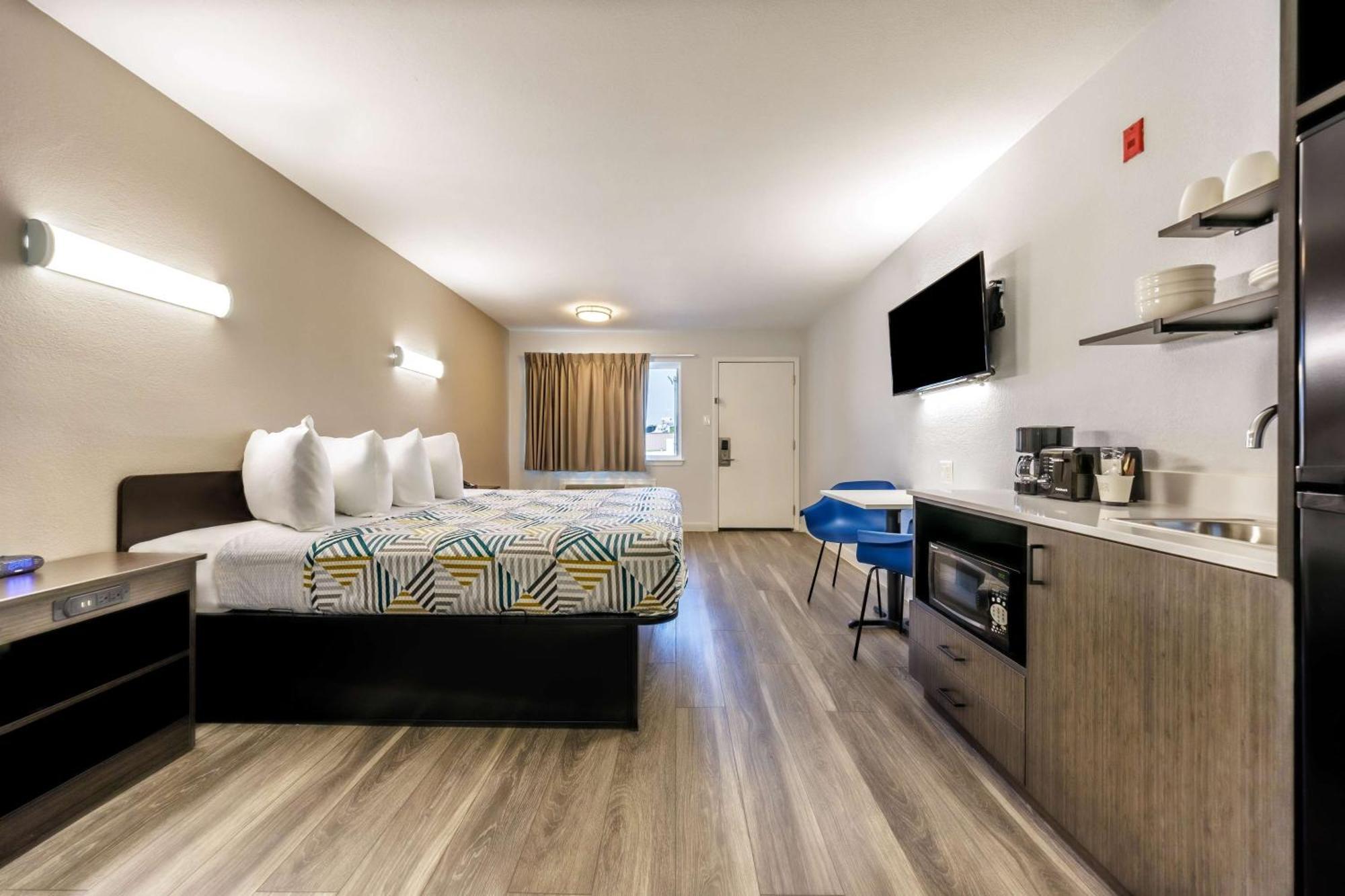 Studio 6 Fort Worth, Tx - Stockyards East المظهر الخارجي الصورة